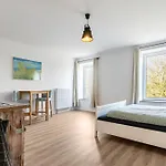 Gutgemacht Apartamento *