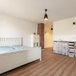 Gutgemacht Apartament *