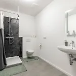 Gutgemacht Apartament *